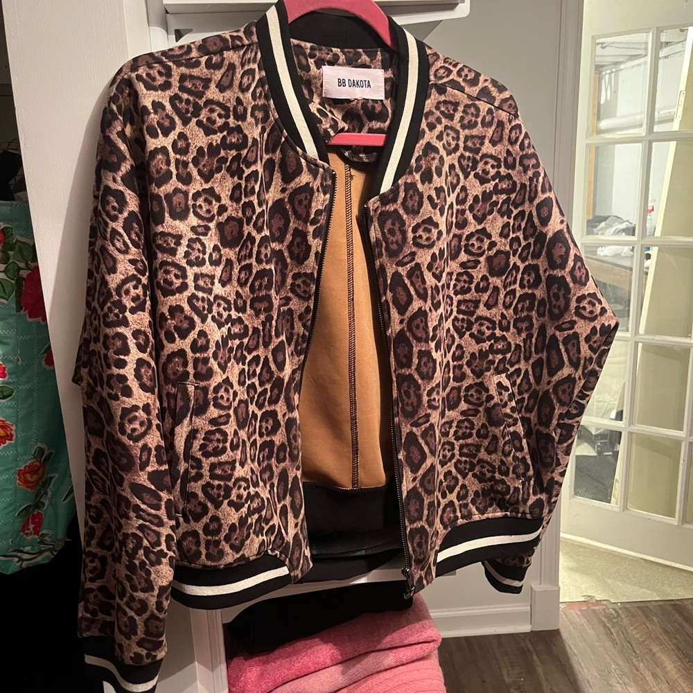 EUC BB Dakota Leopard Print Jacket